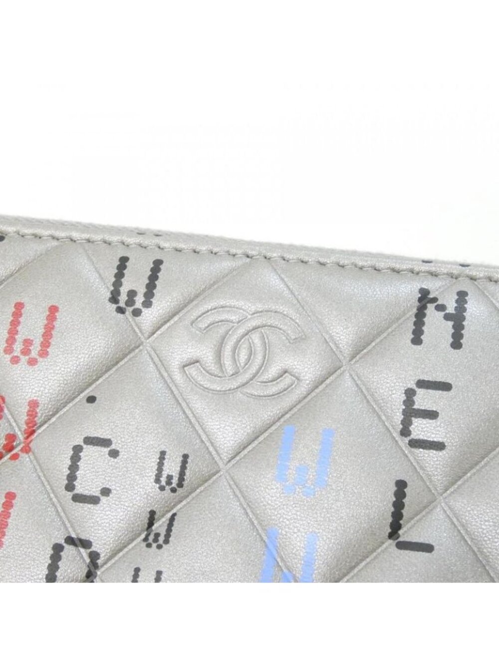 Chanel Pouch Blue - Picture 4 of 7
